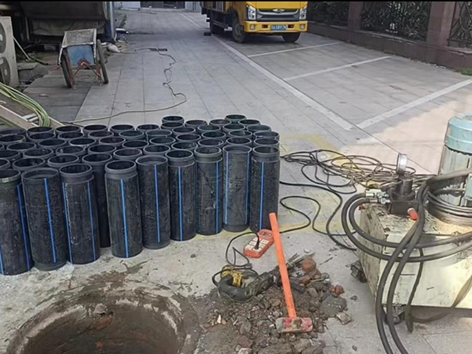 六弓乡PE置换管厂家 DN315置换管 非开挖管短管置换
